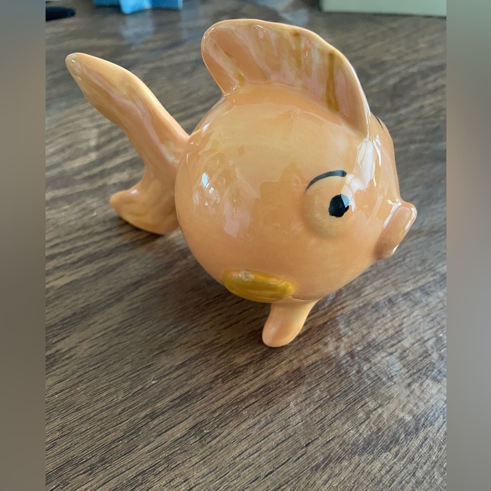 Hand Painted Ceramic Gold Fish Figurine- Pencil Holder - Picture 3 of 12